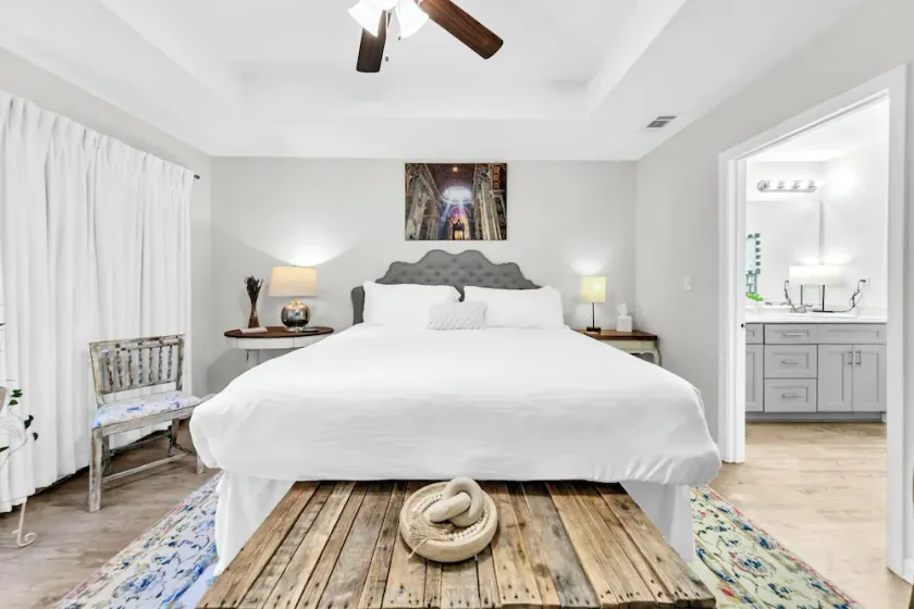 Visit historic Defuniak Springs! Beautiful country home, 40 minutes to beaches! - Image 1