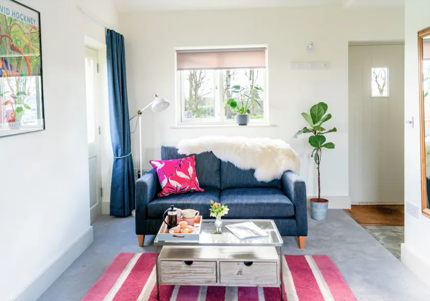 Comfortable & Cosy Dog Friendly Cottage close to Historic Ely - Image 1