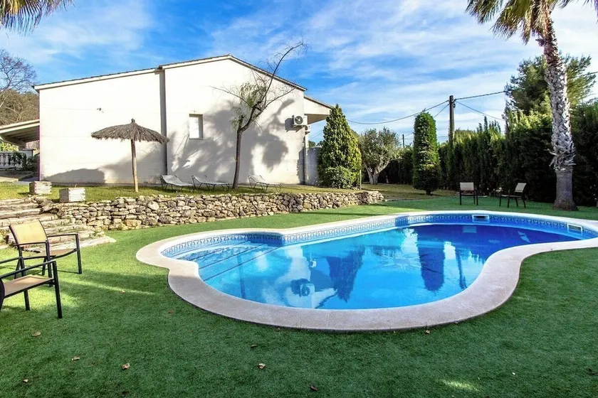 Catalunya Casas: Villa Cunit für 8 Personen, 5 Minuten vom Meer entfernt! - Image 1