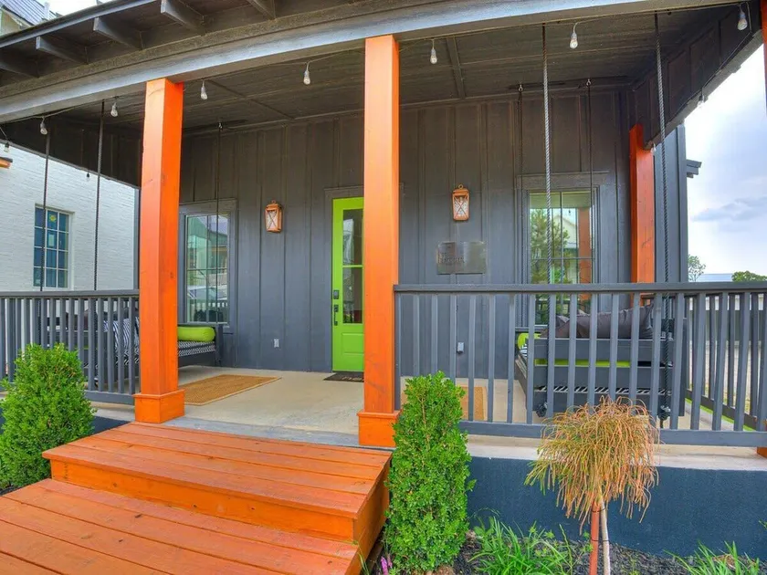 Dual Porch Swings + Fenced Yard + Fire-pit - Image 1