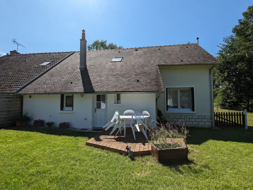 Gîte lumineux avec jardin paisible entre Montargis et Sully-sur-Loire, idéal familles et pros - Image 1