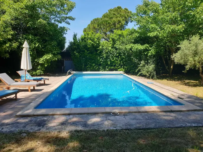Your secret garden at Point du Gard - Image 1