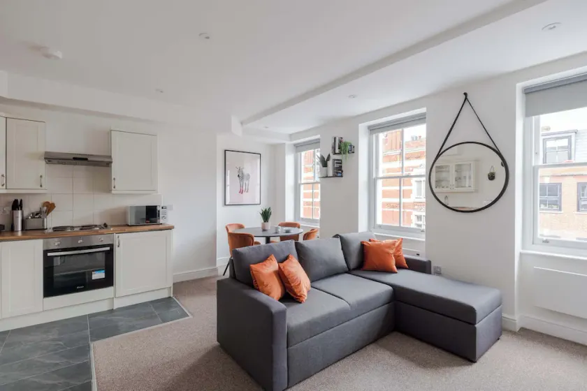 The Foley Residence III - Fitzrovia - by Frankie - Image 1