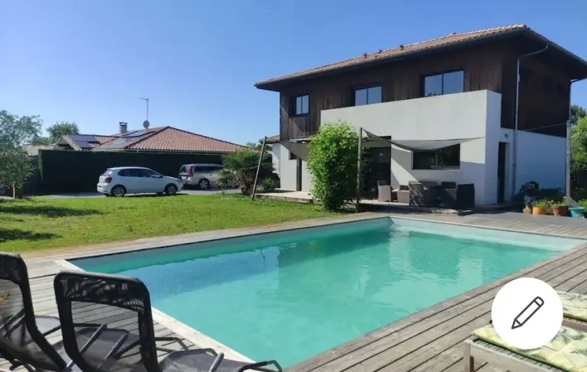 Silver Coast Villa.  Moliets and maa.  5 bedroom villa with heated pool. - Image 1