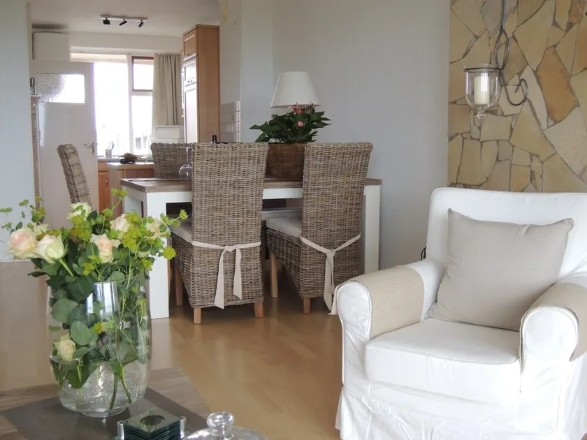 Cozy apartment with sea views - Image 1