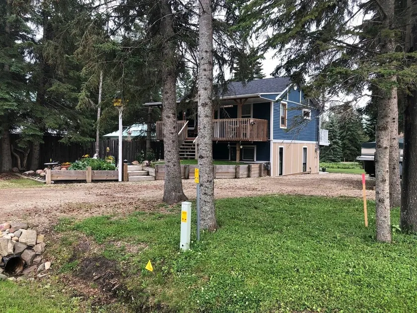 Cozy Lake Cabin - 10% Discount for August 2025 Bookings - Image 1