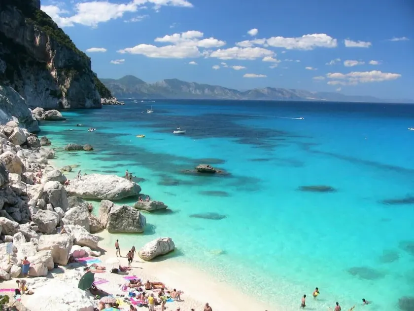 SARDEGNA CALA GONONE VACANZE MARE E FREE CLIMBING - Image 1