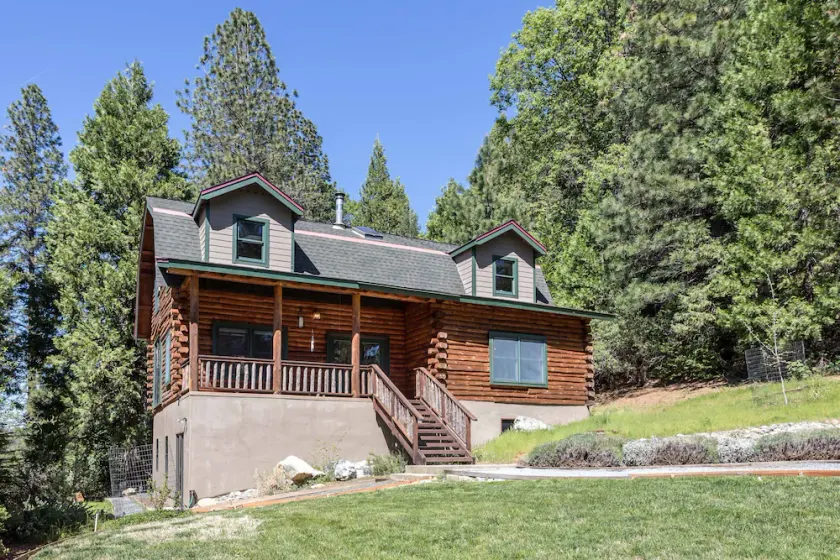Modern Log Cabin on Cascade Canal, 5 minutes to Downtown Nevada City - Image 1