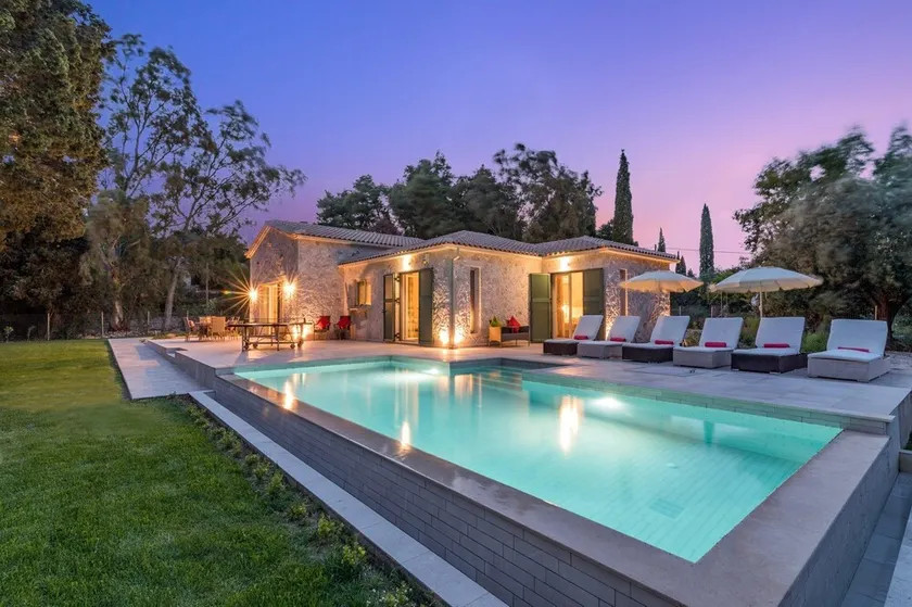 Astarte Villas - Laalu Luxurious Private Villa - Image 1