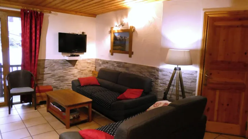 Appartement dans très beau chalet à 20 m des commerces et  téléski - Image 1