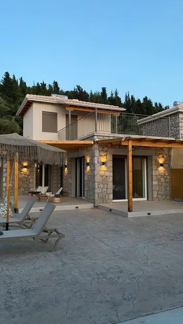 Zephyros Villas - Agios Nikitas - Image 1