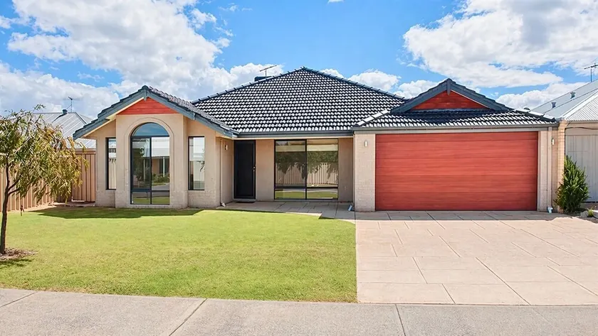 Wagon Holiday Home - Image 1