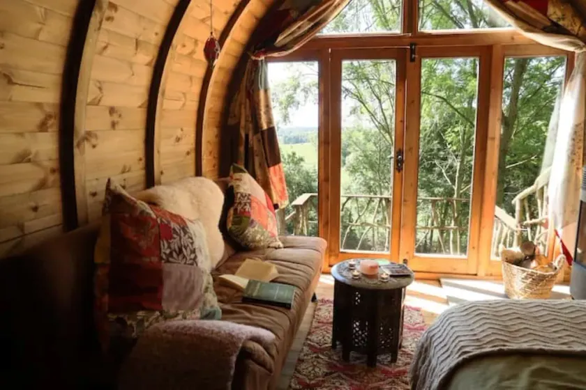 Warwickshire Woodland Glamping Cabin - Oak - Image 1