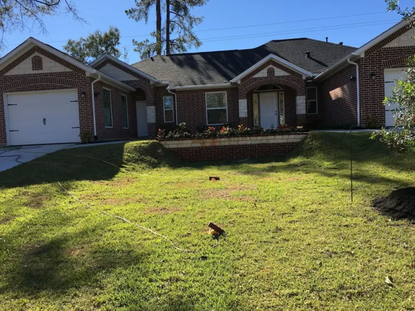 PLUS DE 40% DE REDUCTION SUR LA VIE LUXUEUSE AU LAC CONROE EN AVRIL SOUND - Image 1