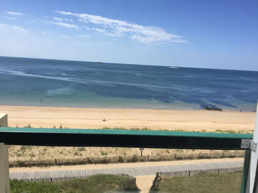 Pornichet Face MER Acces Direct A LA Plage - Image 1