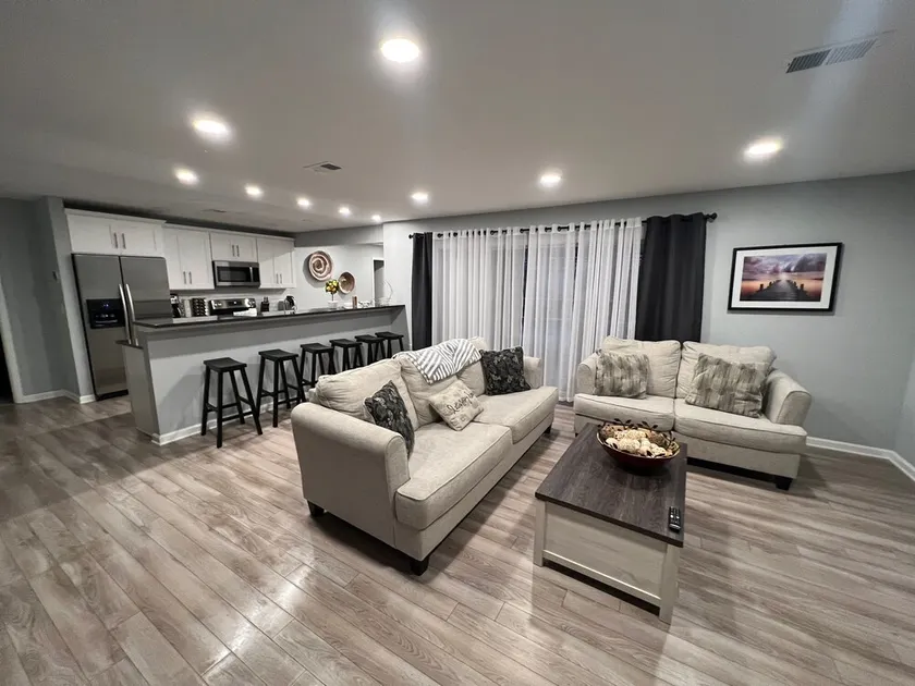 Beautifully Remodeled  La Victoria -vacation home - Image 1
