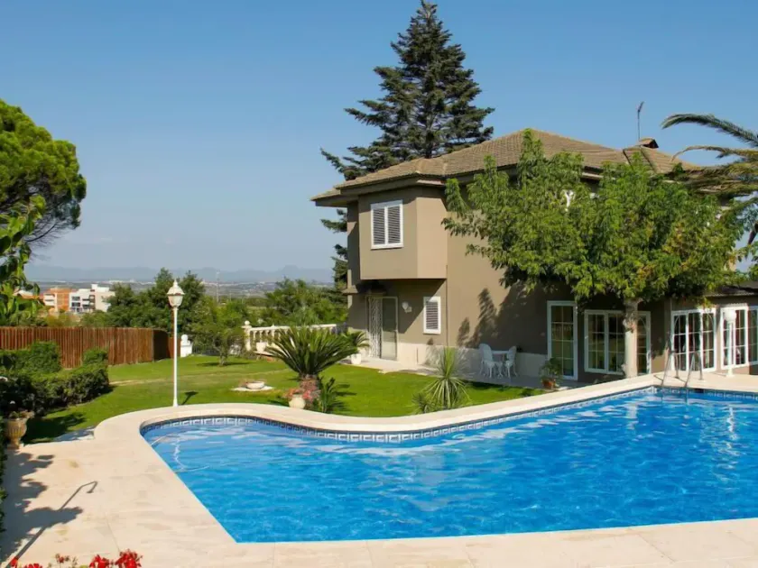 Ca Romeu by Interhome - Image 1