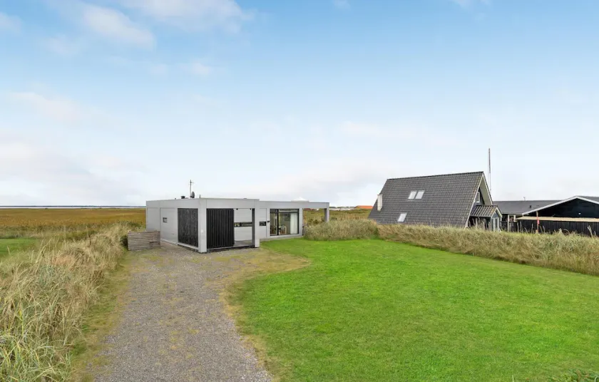 Cozy Home In Ulfborg With House A Panoramic View - Image 1