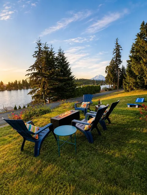 Peaceful Pet-Friendly Lakeside Home with Game Room & Fully Equipped Kitchen - Image 1