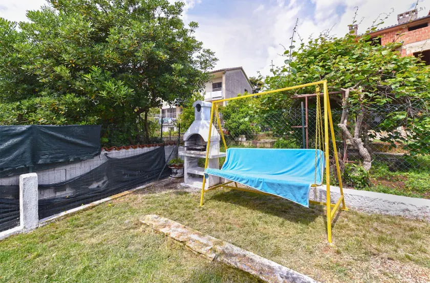 Apartment 1356/12761 (Istria - Pjescana Uvala), 150m from the beach - Image 1