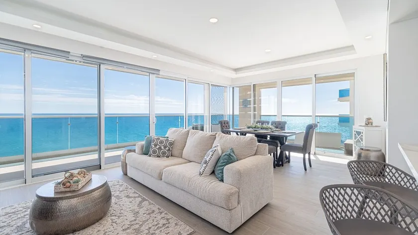 Delightful 2 Bedroom Condo Encantame Towers Verano 705 - Image 1