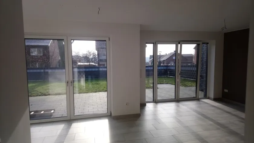 Apartment 1868 - Image 1