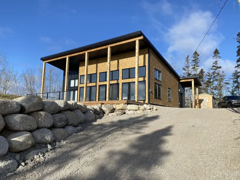 Modern three bedroom with Panoramic Oceanview  - Image 1
