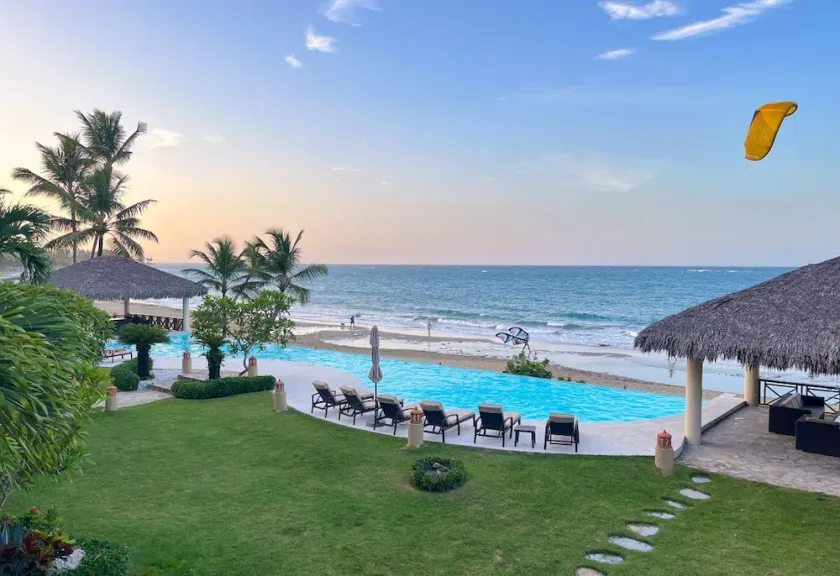 Luxury Oceanfront Condo, enjoy it ! - Image 1