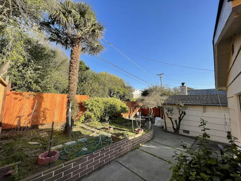 Vintage San Francisco Bay Area Home - Image 1