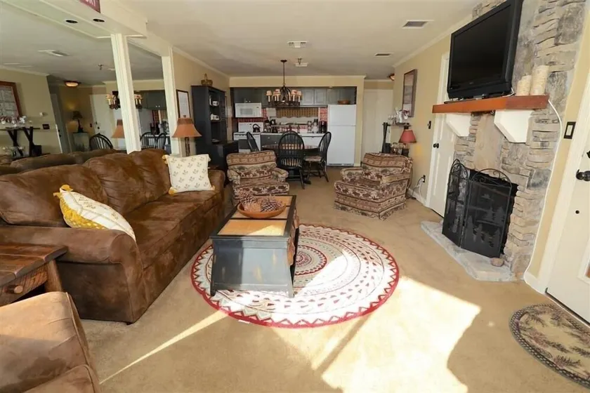 Seven Springs 1 Bedroom Premium Condo, Walking Distance to Slopes - Image 1