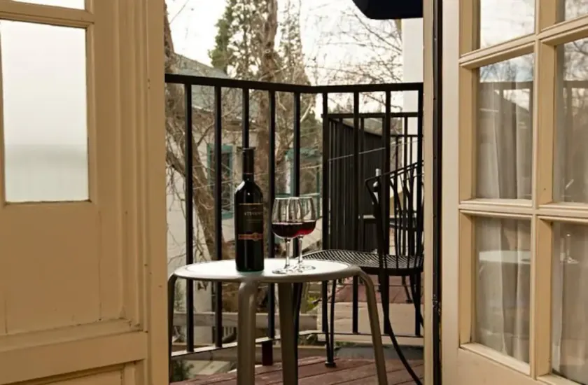 The Victoria Inn - Image 1