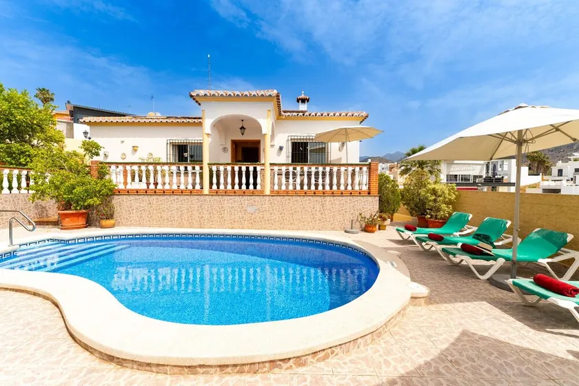 Villa i Nerja, Costa del Sol, Spanien  med privat pool med plads til 6 personer - Image 1