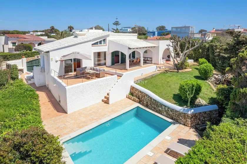 Villa Estrellas a 250m del Mar, Piscina Privada, A/C y Wifi - Image 1