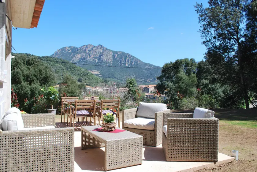 Villa indipendente 55 m2 su terreno a 500 m roveri e ulivi - Image 1