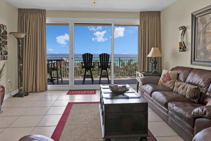 Exquisite beachfront view in Destin's Premier Resort - Image 1