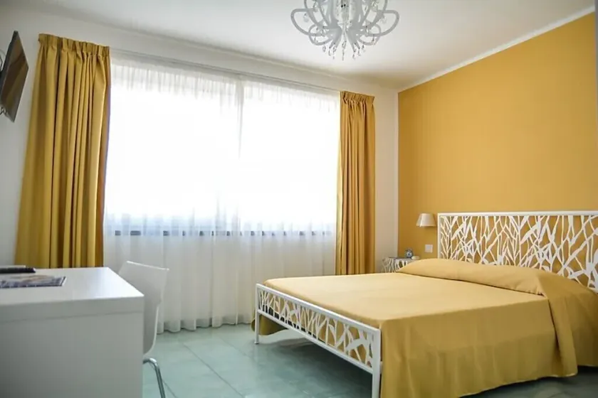 Central apartment in Scario Baia Garagliano 2 - Image 1