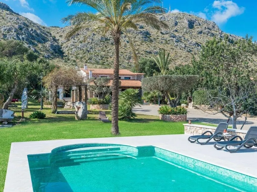 Finca mit Bergblick und Pool – Es Puchet - Image 1