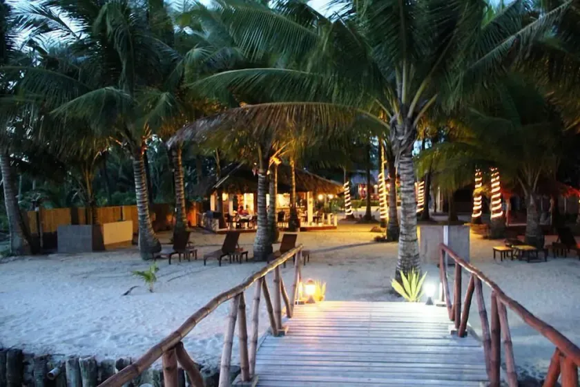 Cooper's Beach Resort - Image 1