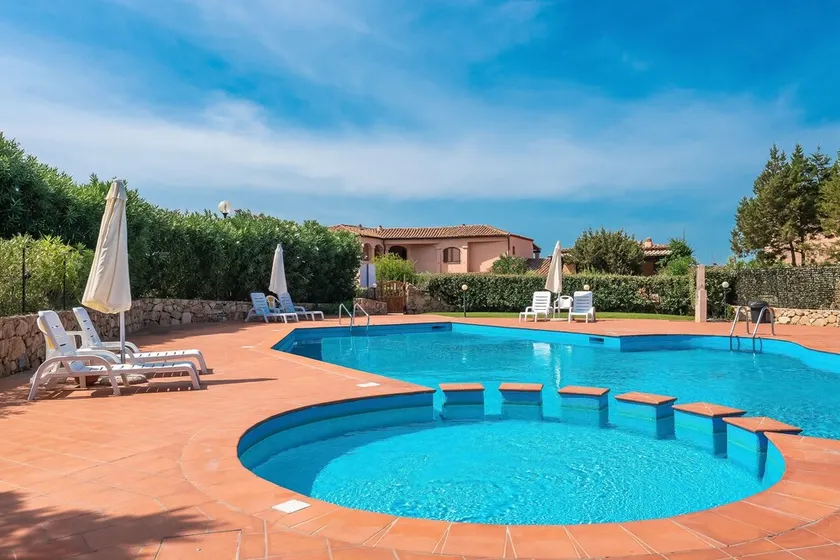 Appartement Casa Turisarda avec piscine partagée, terrasse et A/C - Image 1
