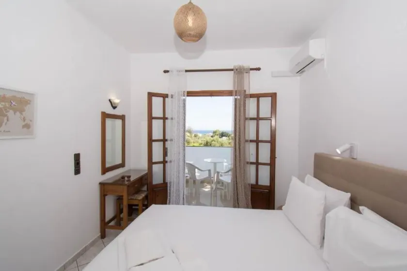Rena Apartments - Image 1