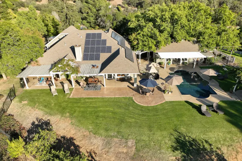 Private Auburn Pool & Spa Retreat Sleeps 10+ Dogs Sunsets Wineries - Image 1