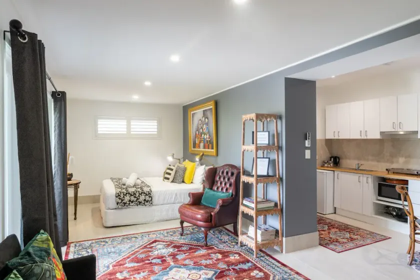 Contemporary Studio in the heart of Paddington by Custom Bnb Hosting - Image 1