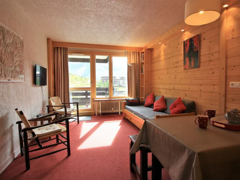 Renovated Apartment in Tignes - 6 Guests - Image 1