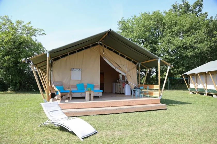 Lodge Tent Prestige, swimmingpool and near all attractions of Dordogne - Image 1