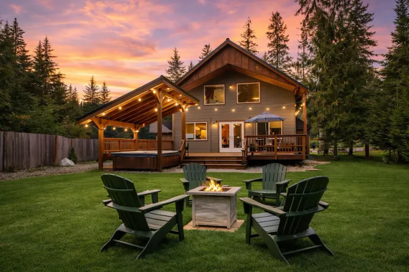 Paws In The Mountains 2 Bedroom Home by NW Comfy Cabins by RedAwning - Image 1