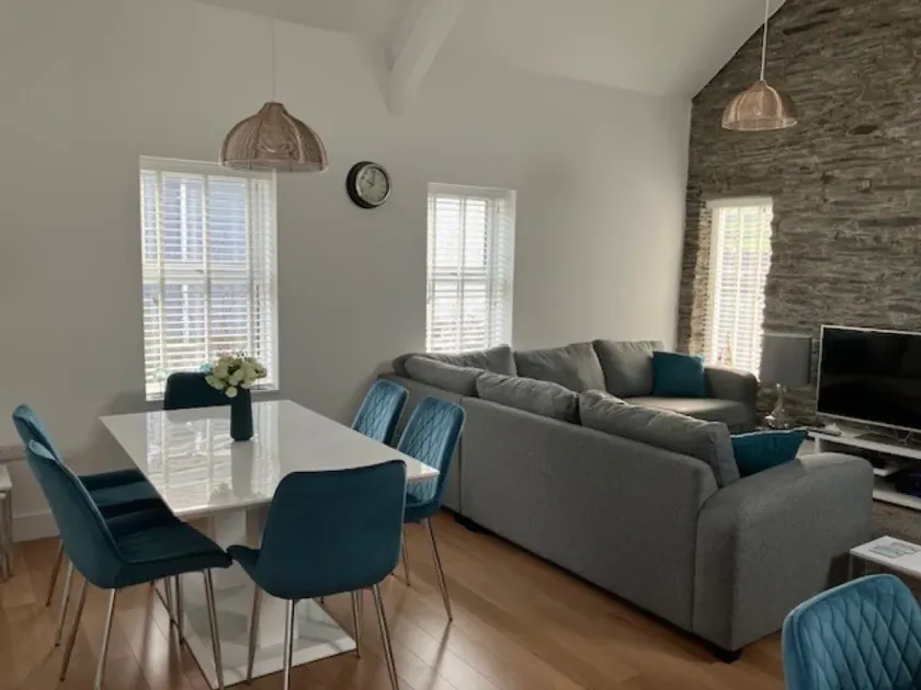 3 bed apartment in lovely village, parking & outside spaces - Image 1