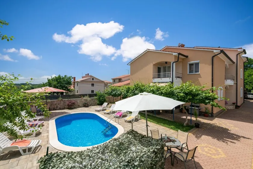 Holiday house Andrea with pool - Image 1