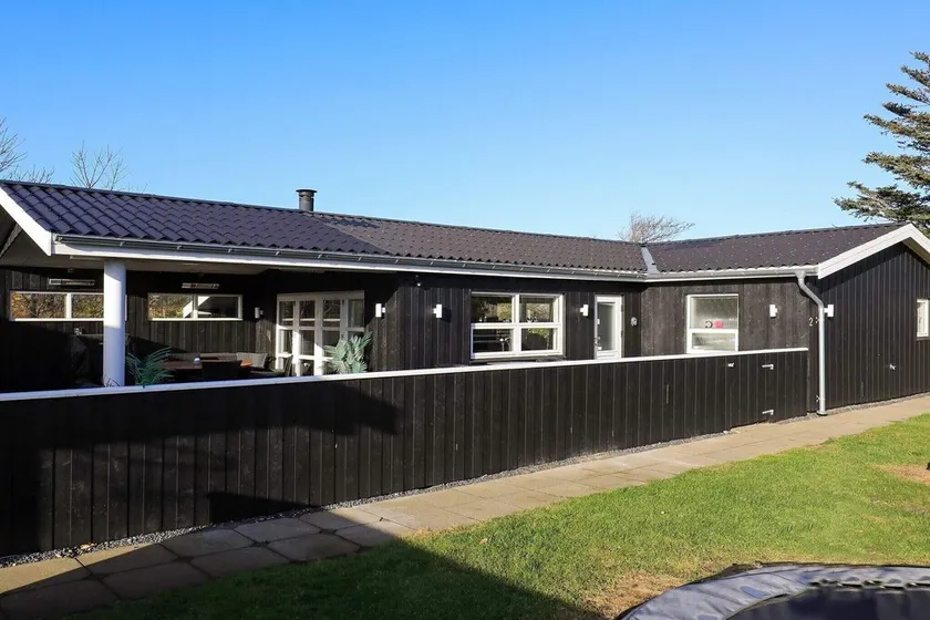 7 Personen Ferienhaus in Blokhus - Image 1
