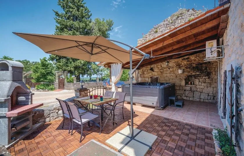 1 Bedroom Amazing Home In Bacva - Image 1