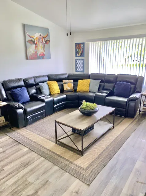 Cheerfully cozy 3BR residential home - Image 1
